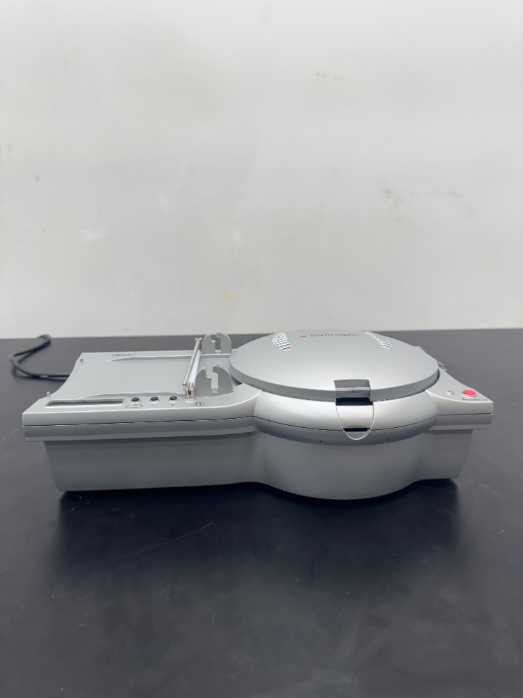 Image of Invitrogen iBlot Device